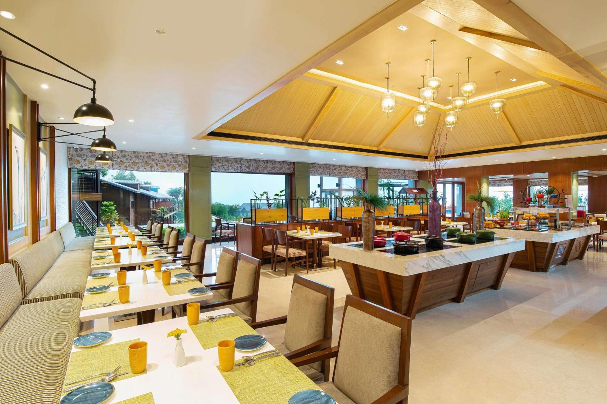 Radisson Blu Resort Dharamszala Kültér fotó