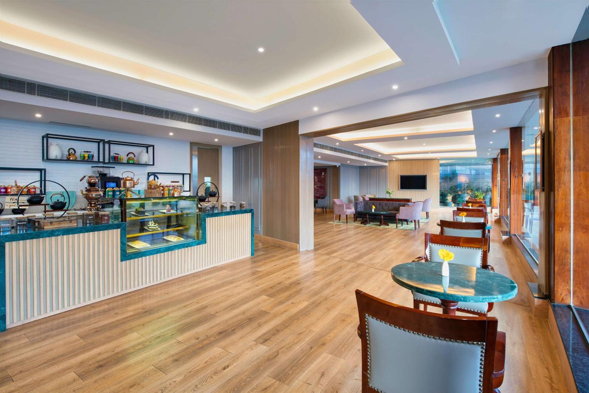 Radisson Blu Resort Dharamszala Kültér fotó