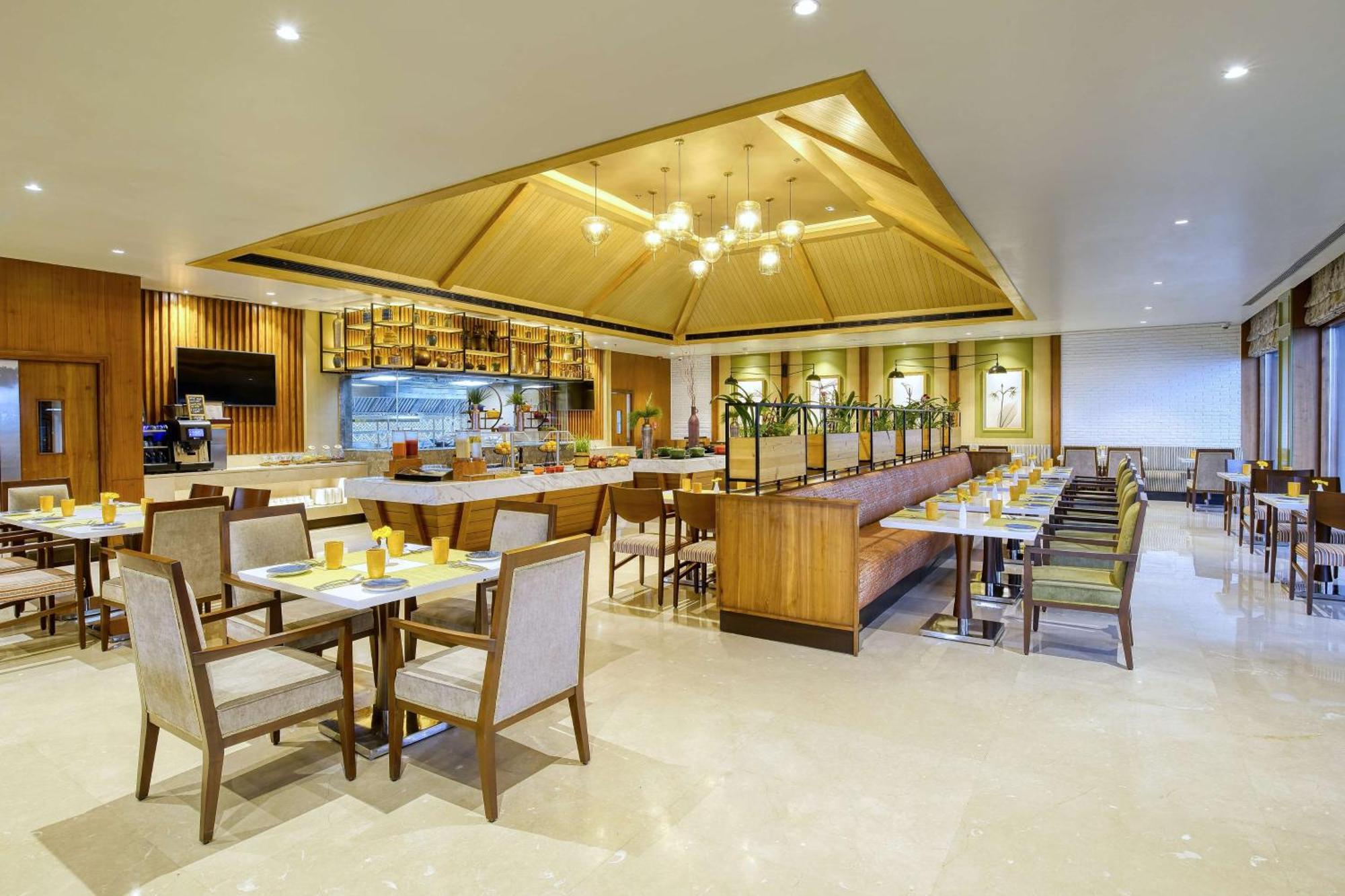 Radisson Blu Resort Dharamszala Kültér fotó