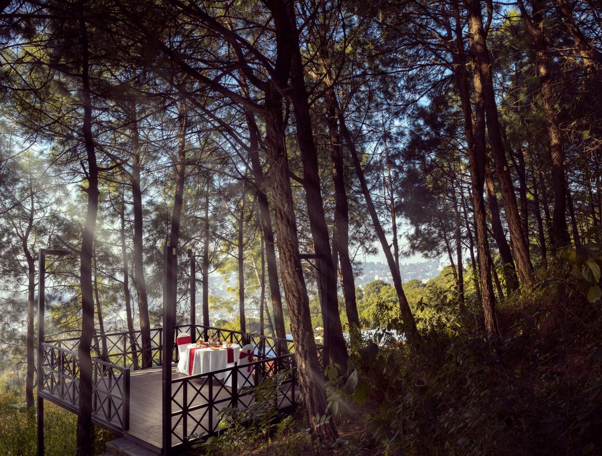 Radisson Blu Resort Dharamszala Kültér fotó